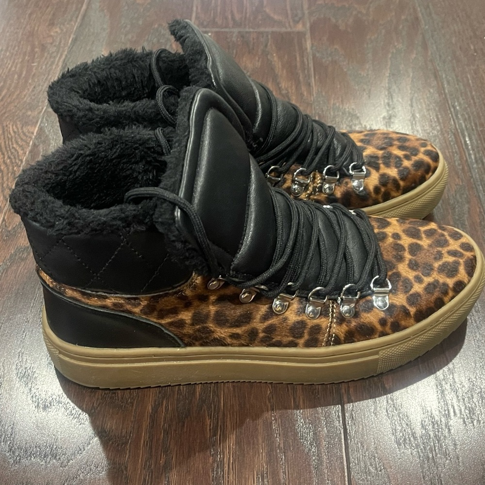 MARC FISHER Daisie Cheetah Sneaker Bootie Women Size Size 10M